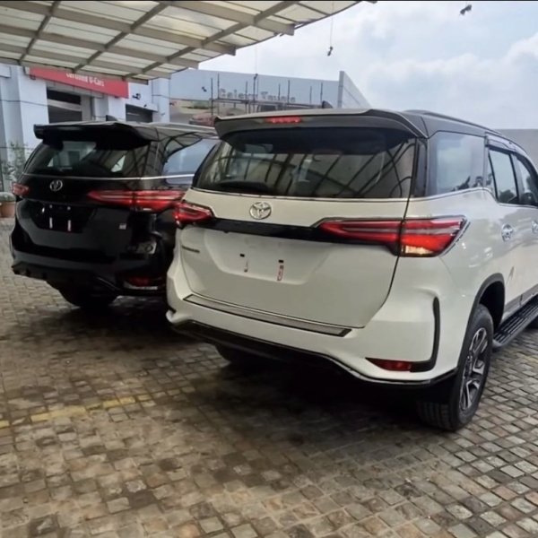 ⭐️ DUAS HILUX SW4 2022 OU 850K NO PIX ⭐️